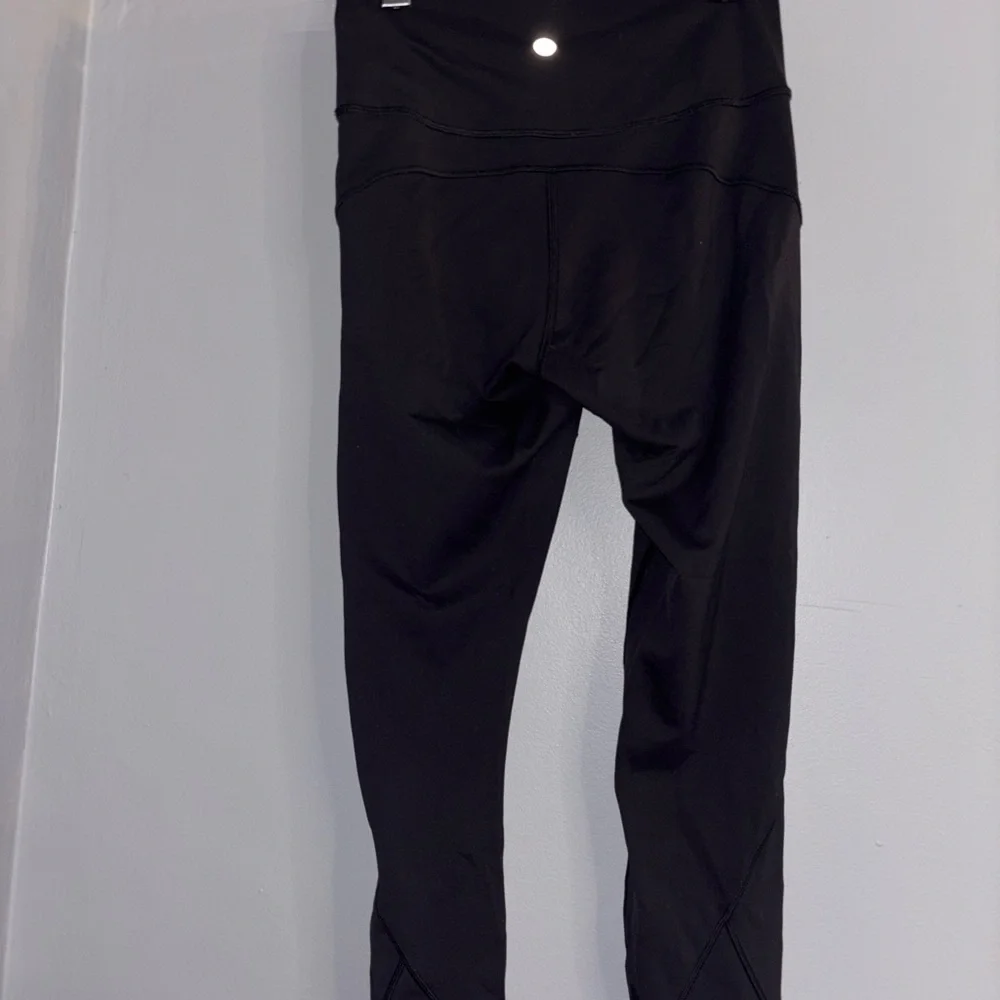 Authentic Lululemon Align High-Rise 28 -Discontinued - Picture 3 of 8